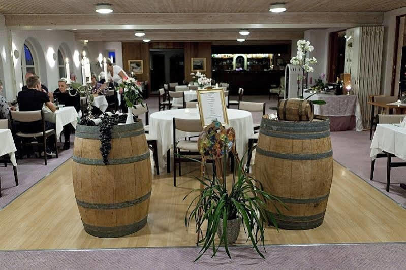 Hotel Klim Bjerg Fjerritslev Buitenkant foto